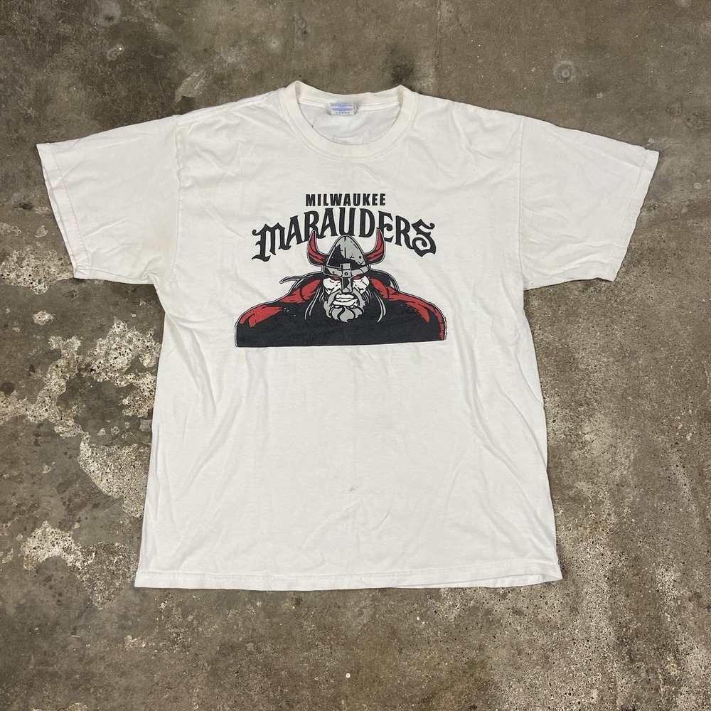Milwaukee Marauders T-Shirt Size Large White Lacrosse Viking "Got Booty" Print